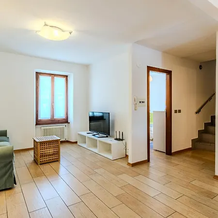 Legnone By Interhome Apartman *