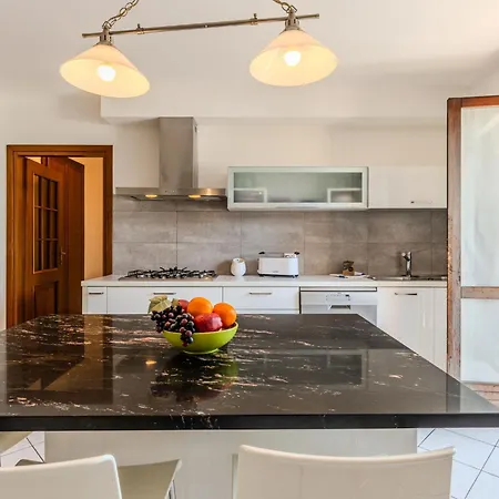 Apartamento Legnone By Interhome