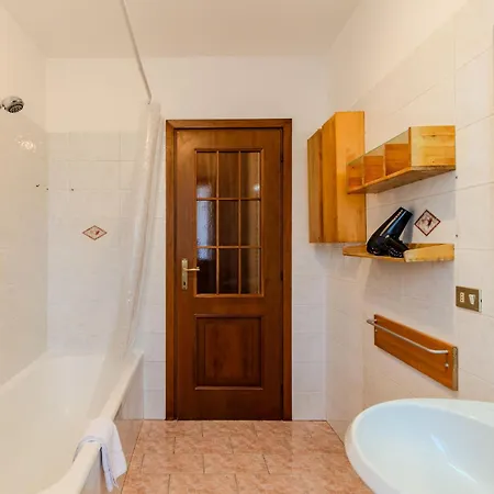 Legnone By Interhome Apartamento *